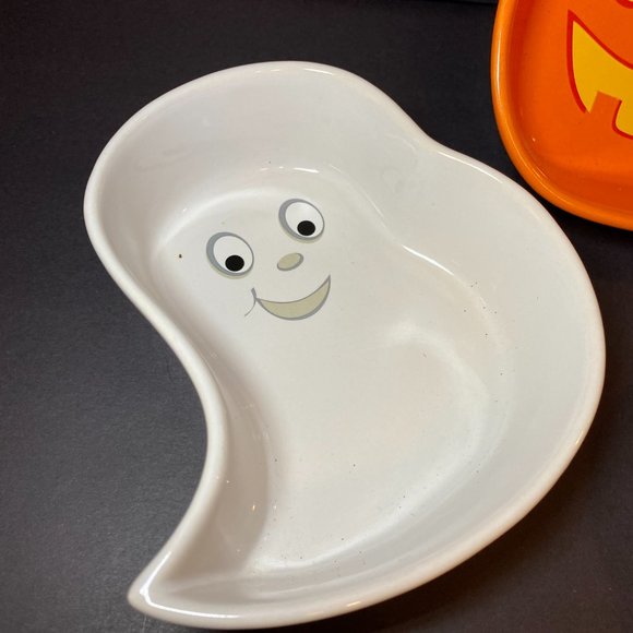 3 Halloween Ceramic Dishes Candies Nuts Ghost Pumpkin Skeleton - Picture 4 of 6